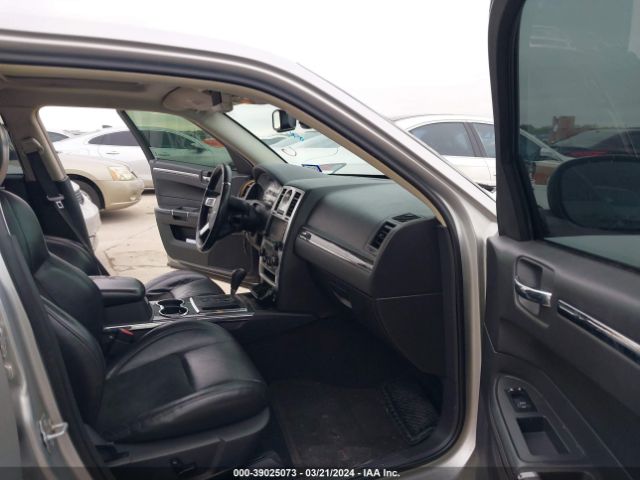 2010 CHRYSLER 300C 2C3CA7CW4AH159236 Photo 4