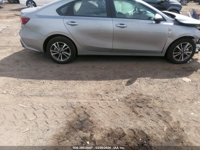 KIA Forte Lxs 2023 3KPF24ADXPE682626 Image 14