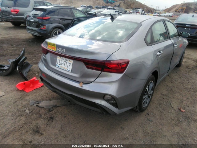 KIA Forte Lxs 2023 3KPF24ADXPE682626 Image 4