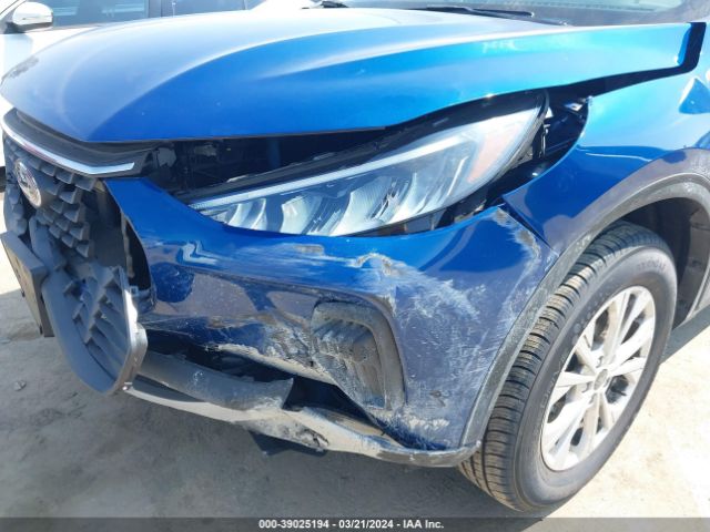1FMCU9GN5PUA11792 Ford Escape Active