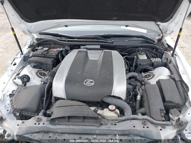 Lexus IS 300 2019 JTHC81D22K5035456 Image 10
