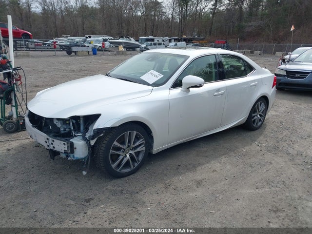 Lexus IS 300 2019 JTHC81D22K5035456 Image 2