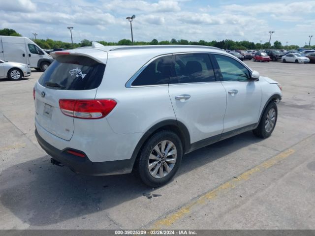 5XYPG4A37HG216931 KIA Sorento 2.4l Lx