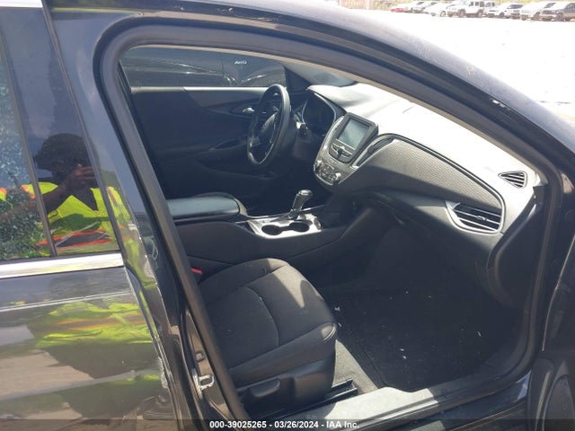 Chevrolet Malibu 1ls 2018 1G1ZB5STXJF217231 Image 5