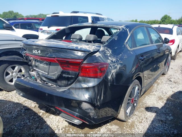 3KPF44AC2NE483049 KIA Forte Gt Manual