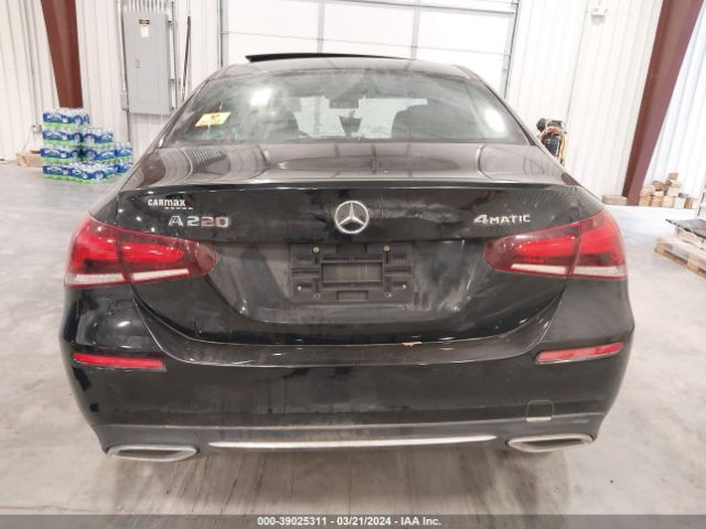 WDD3G4FB6KW020722 Mercedes-Benz A 220 4matic