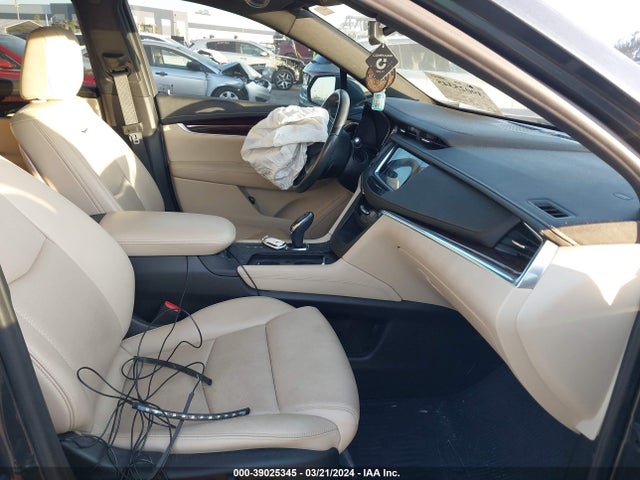 1GYKNDRS8KZ297954 Cadillac XT5 LUXURY