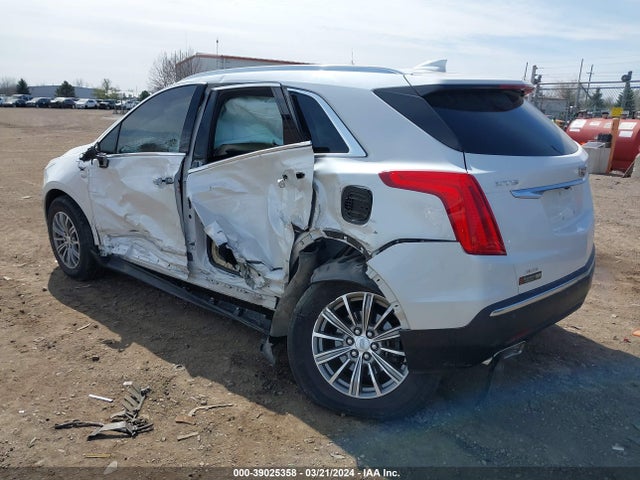 1GYKNDRS7HZ217715 Cadillac XT5 LUXURY