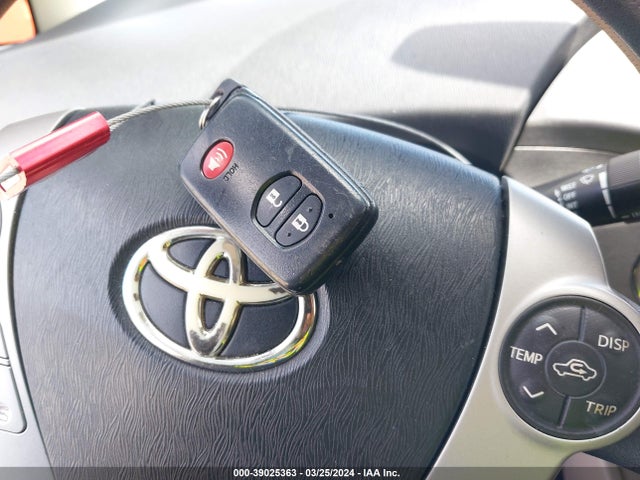 Toyota Prius Two 2014 JTDKN3DU5E1824621 Image 11