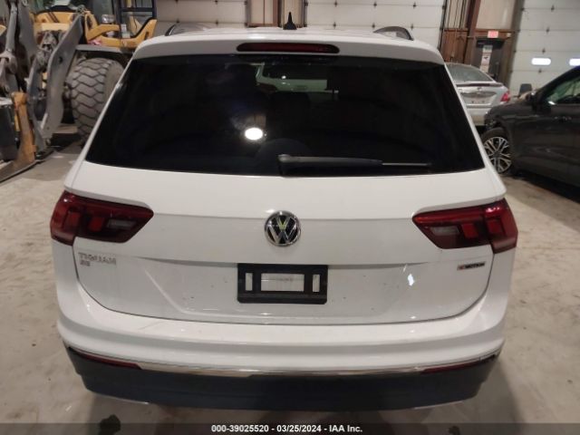 3VV2B7AX4LM019404 Volkswagen Tiguan 2.0t Se/2.0t Se R-line Black/2.0t Sel