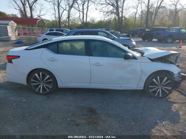 1N4BL4CV8KC256943 Nissan Altima 2.5 Sr