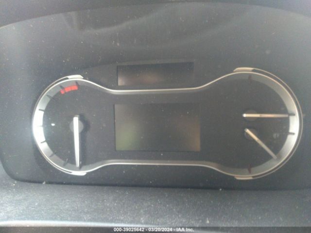 5FNYF5H1XJB024689 Honda PILOT LX
