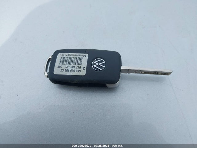Volkswagen TIGUAN S 2015 WVGAV7AX7FW594842 Image 11