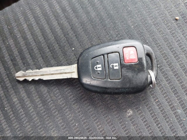 Toyota Rav4 Xle 2014 JTMRFREV4ED064833 Image 11