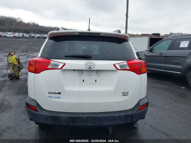 Toyota Rav4 Xle 2014 JTMRFREV4ED064833 Image 16