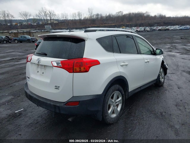 Toyota Rav4 Xle 2014 JTMRFREV4ED064833 Image 4