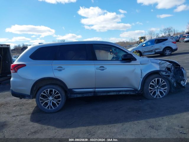 JA4AZ2A32JZ004007 Mitsubishi Outlander Es