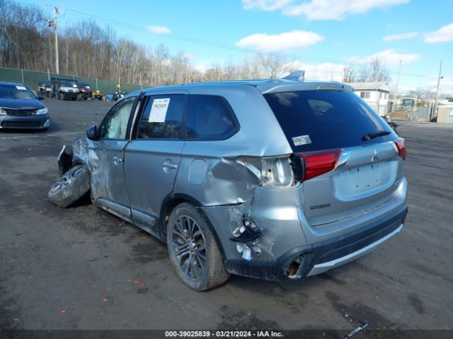 JA4AZ2A32JZ004007 Mitsubishi Outlander Es