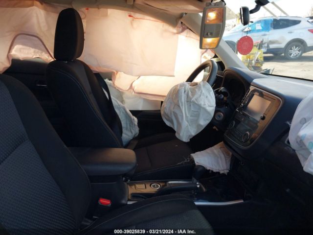 JA4AZ2A32JZ004007 Mitsubishi Outlander Es