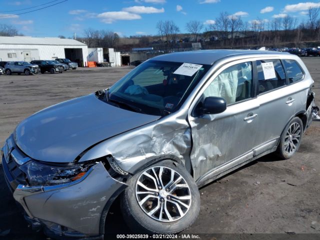 JA4AZ2A32JZ004007 Mitsubishi Outlander Es