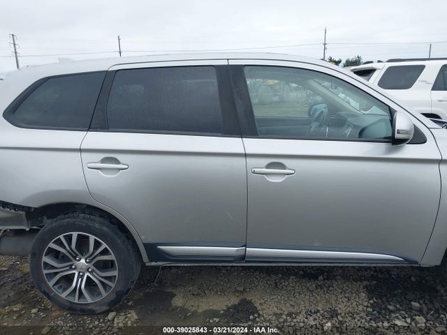 Mitsubishi Outlander Se 2018 JA4AZ3A31JJ001989 Image 14
