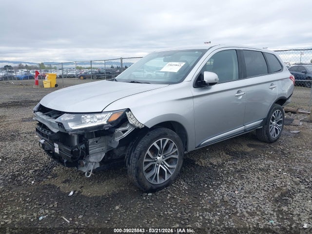 Mitsubishi Outlander Se 2018 JA4AZ3A31JJ001989 Image 2