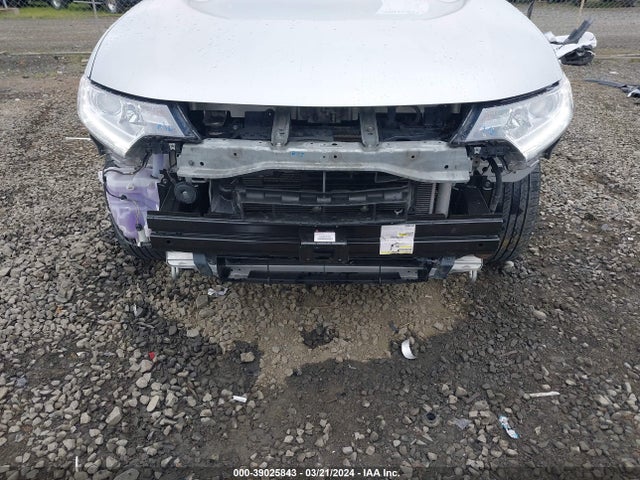 Mitsubishi Outlander Se 2018 JA4AZ3A31JJ001989 Image 6
