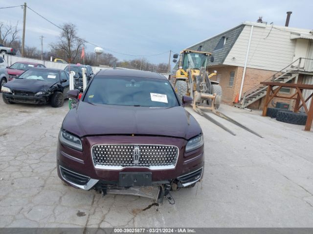 2LMPJ8J9XKBL48204 Lincoln Nautilus Standard