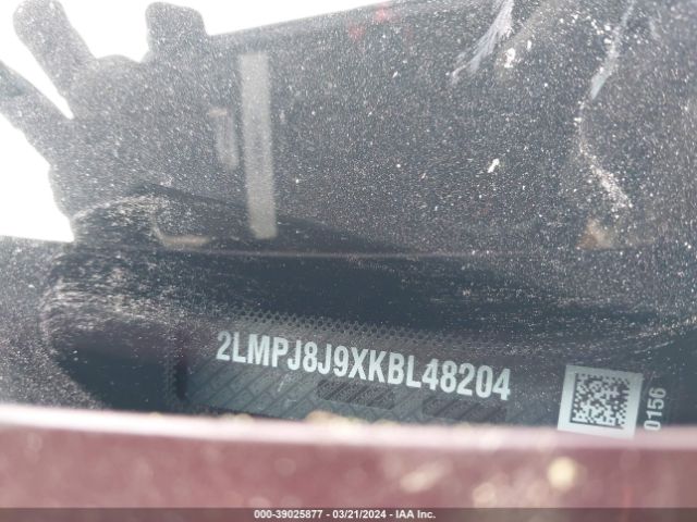 2LMPJ8J9XKBL48204 Lincoln Nautilus Standard