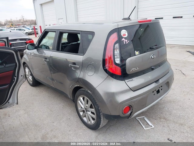 KIA SOUL + 2019 KNDJP3A51K7698219 Image 3