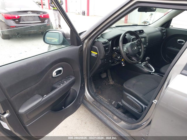 KIA SOUL + 2019 KNDJP3A51K7698219 Image 5