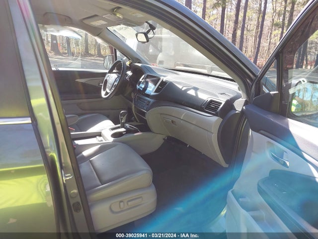 Honda Ridgeline Rtl-t 2017 5FPYK3F61HB017517 Image 5