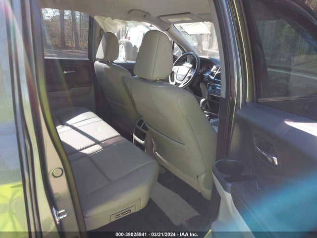 Honda Ridgeline Rtl-t 2017 5FPYK3F61HB017517 Image 8