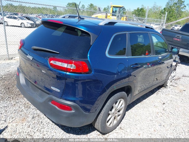 1C4PJLCB8JD552446 Jeep Cherokee Latitude Fwd