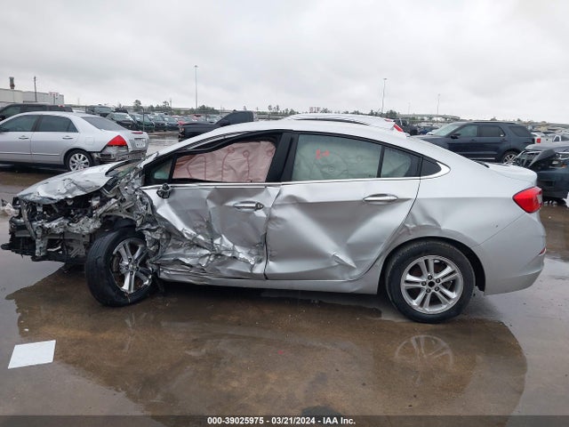 Chevrolet Cruze Lt Auto 2018 1G1BE5SM6J7110785 Image 14