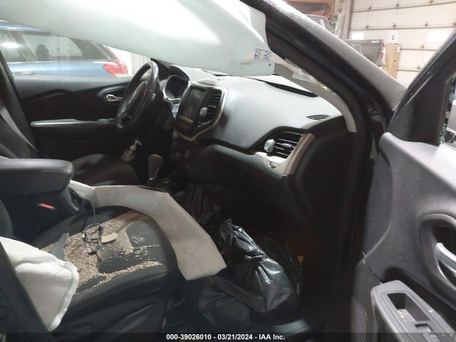 Jeep Cherokee Latitude 2016 1C4PJMCB9GW182577 Image 5