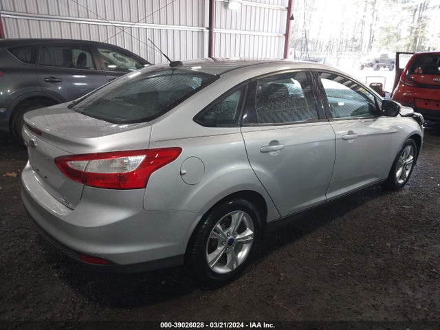 Ford FOCUS SE 2014 1FADP3F21EL309902 Image 4