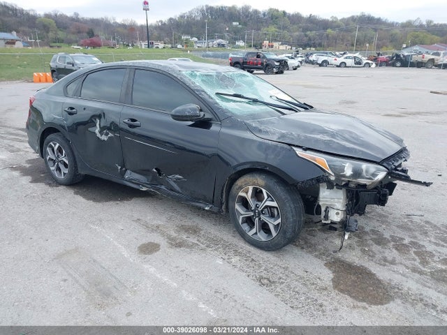 2019 3KPF24AD3KE120723 main image