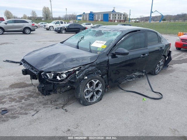 KIA Forte Lxs 2019 3KPF24AD3KE120723 Image 2
