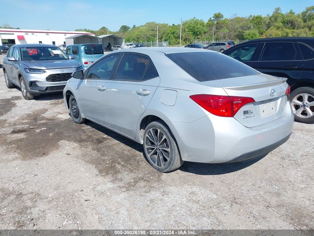 Toyota COROLLA SE 2017 5YFBURHE0HP647338 Image 3