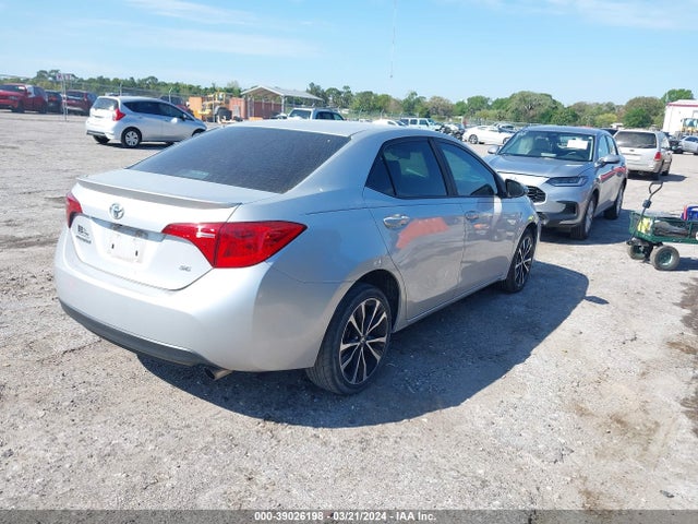 Toyota COROLLA SE 2017 5YFBURHE0HP647338 Image 4