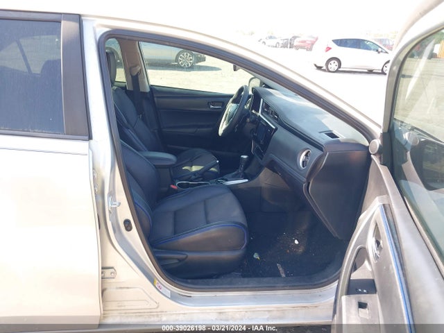 Toyota COROLLA SE 2017 5YFBURHE0HP647338 Image 5