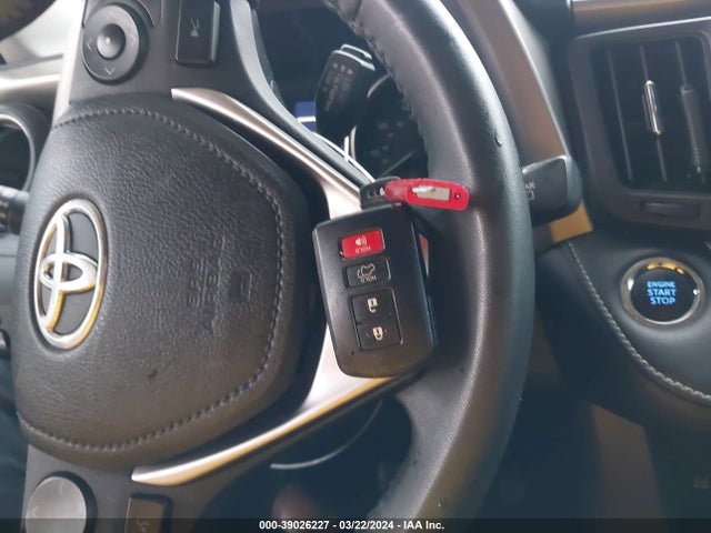 Toyota Rav4 Xle 2018 2T3RFREV1JW841403 Image 11