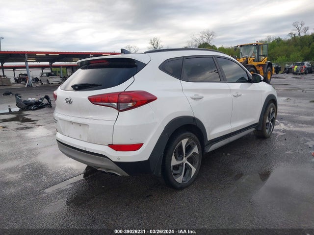 Hyundai Tucson Value 2018 KM8J33A28JU818174 Image 4