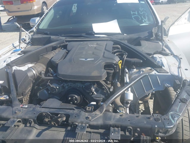 Genesis G80 3.8 2018 KMHGN4JE8JU233731 Image 10