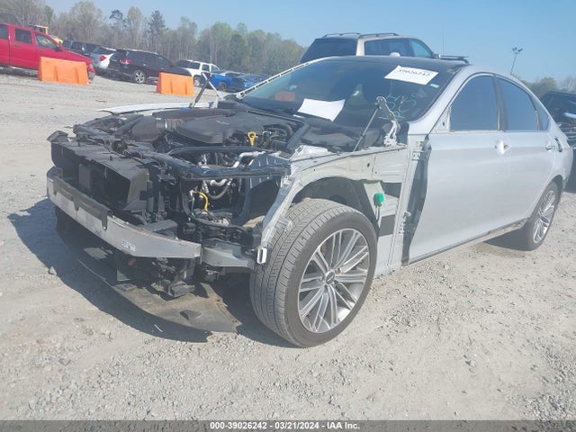 Genesis G80 3.8 2018 KMHGN4JE8JU233731 Image 2