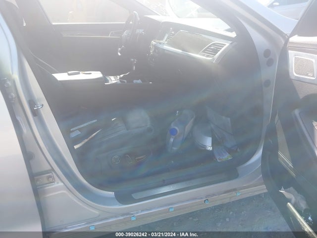 Genesis G80 3.8 2018 KMHGN4JE8JU233731 Image 5