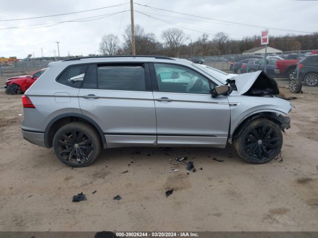 3VV2B7AX0LM114090 Volkswagen Tiguan 2.0t Se/2.0t Se R-line Black/2.0t Sel