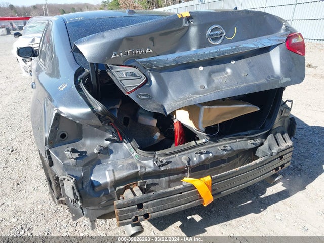2018 Nissan Altima 2.5 Sv მანქანა იყიდება აუქციონზე, vin: 1N4AL3AP9JC140952, აუქციონის ნომერი: 39026263