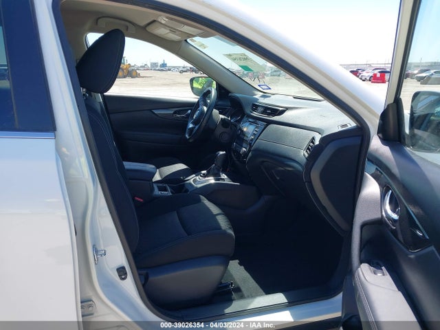 Nissan ROGUE SV 2017 KNMAT2MT1HP526717 Image 5